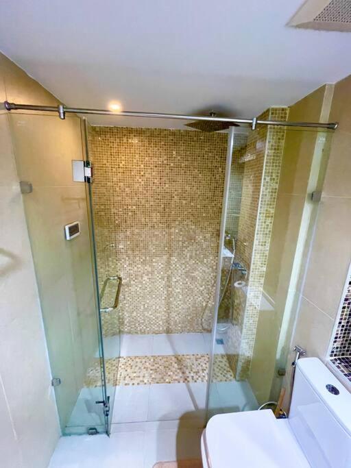 60Sqm Luxury 1 Bed - Pattaya City Centre - Centara Avenue Residences - 704 Buitenkant foto